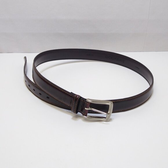 Dockers Genuine Leather Belt Classic Style Men's Size 44/110 EUC - Picture 1 of 6